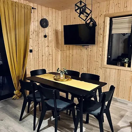 W Borach Domek letniskowy Wycinki